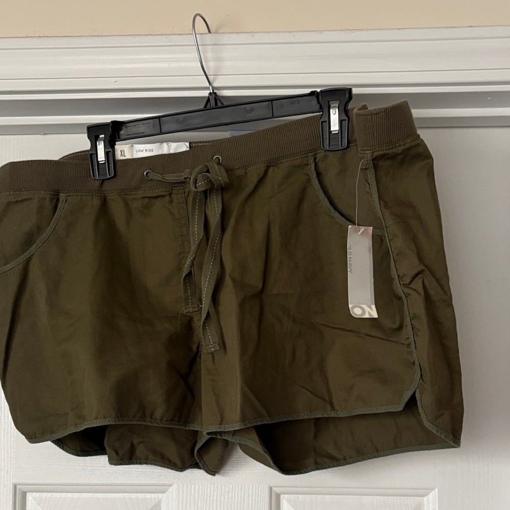Old Navy Dark Olive Women's Athletic Shorts